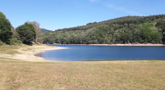 Plage de loisirs du Lac du Laouzas