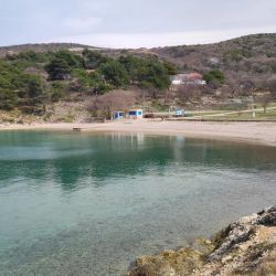 Foto di Konobe beach con baia piccola