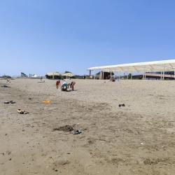 Foto di Belek Public beach area parzialmente alberghiera