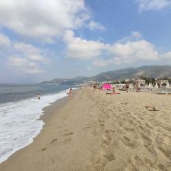 Foto di Spiaggia di Cleopatra e l'insediamento